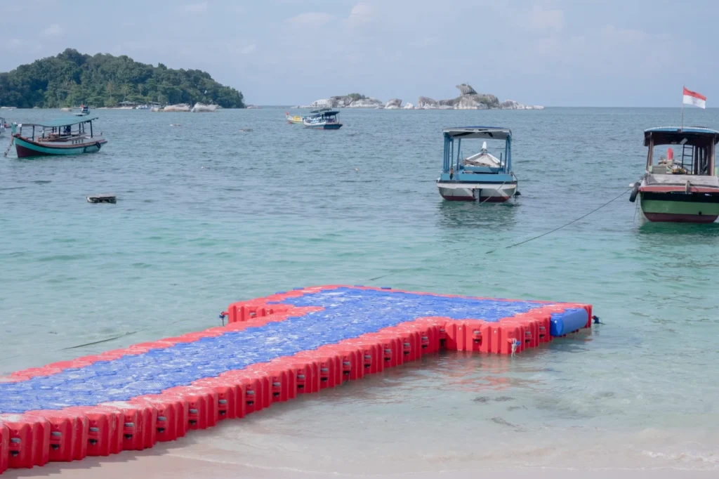 Peran Dermaga Apung pada Wisata Bahari