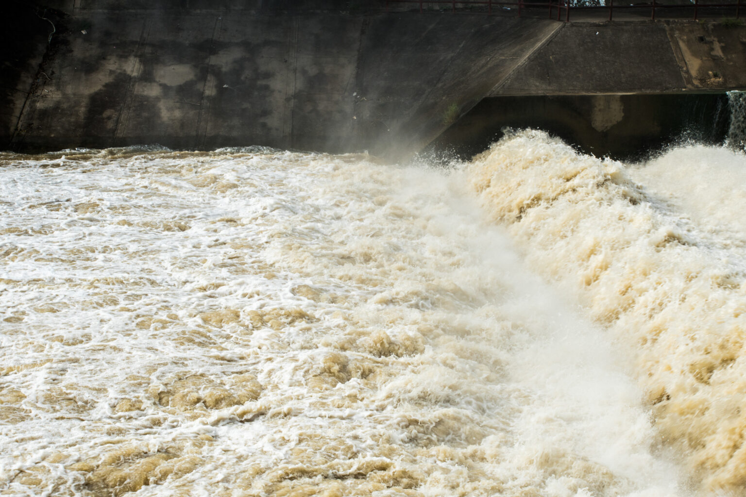 Peran Masyarakat dalam Penanggulangan Banjir