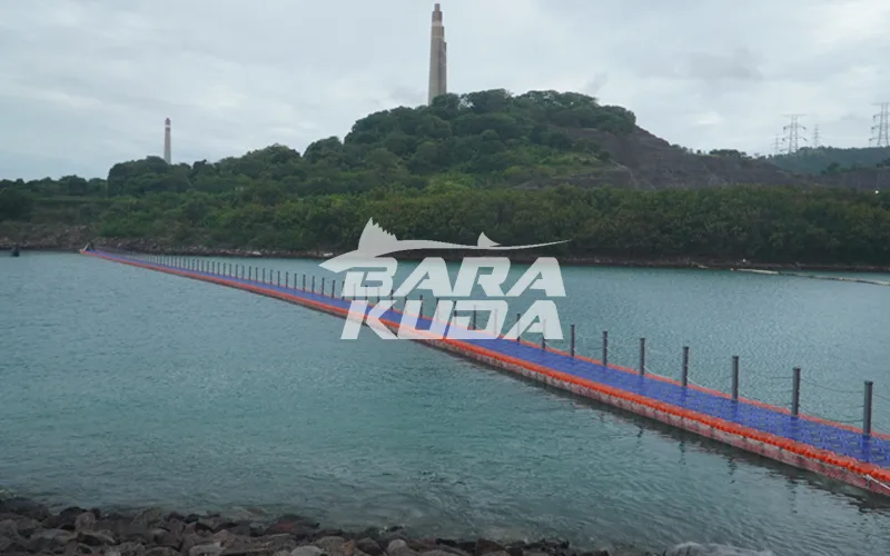 trash barrier kubus apung barakuda