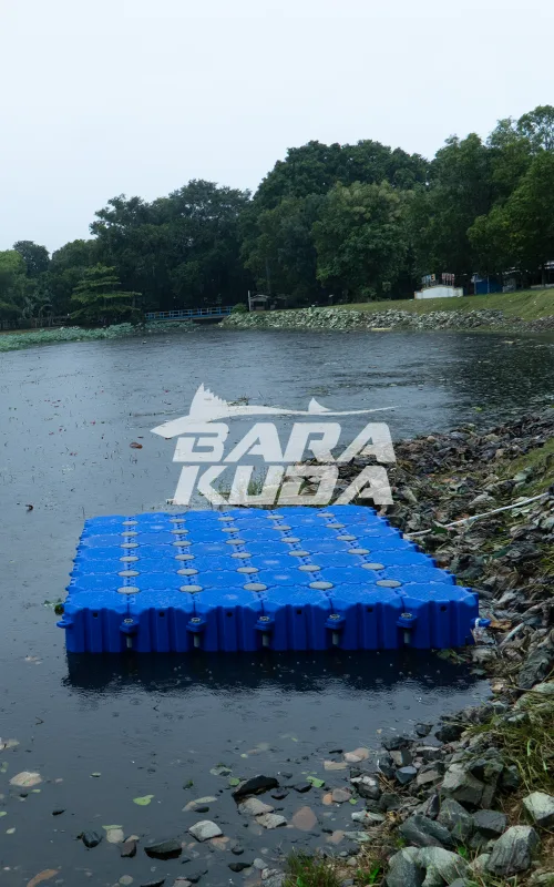 perahu sampang kubus apung barakuda